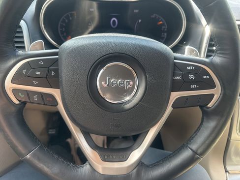 Used 2016 Jeep Grand Cherokee Limited AWD/4WD image 22