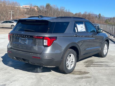 New 2026 Ford Explorer Active image 3