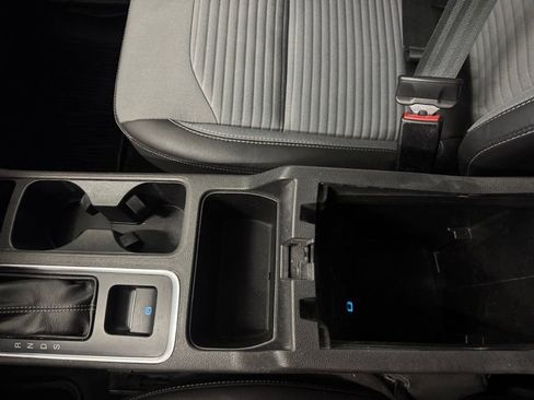 Used 2019 Ford Escape SE image 23