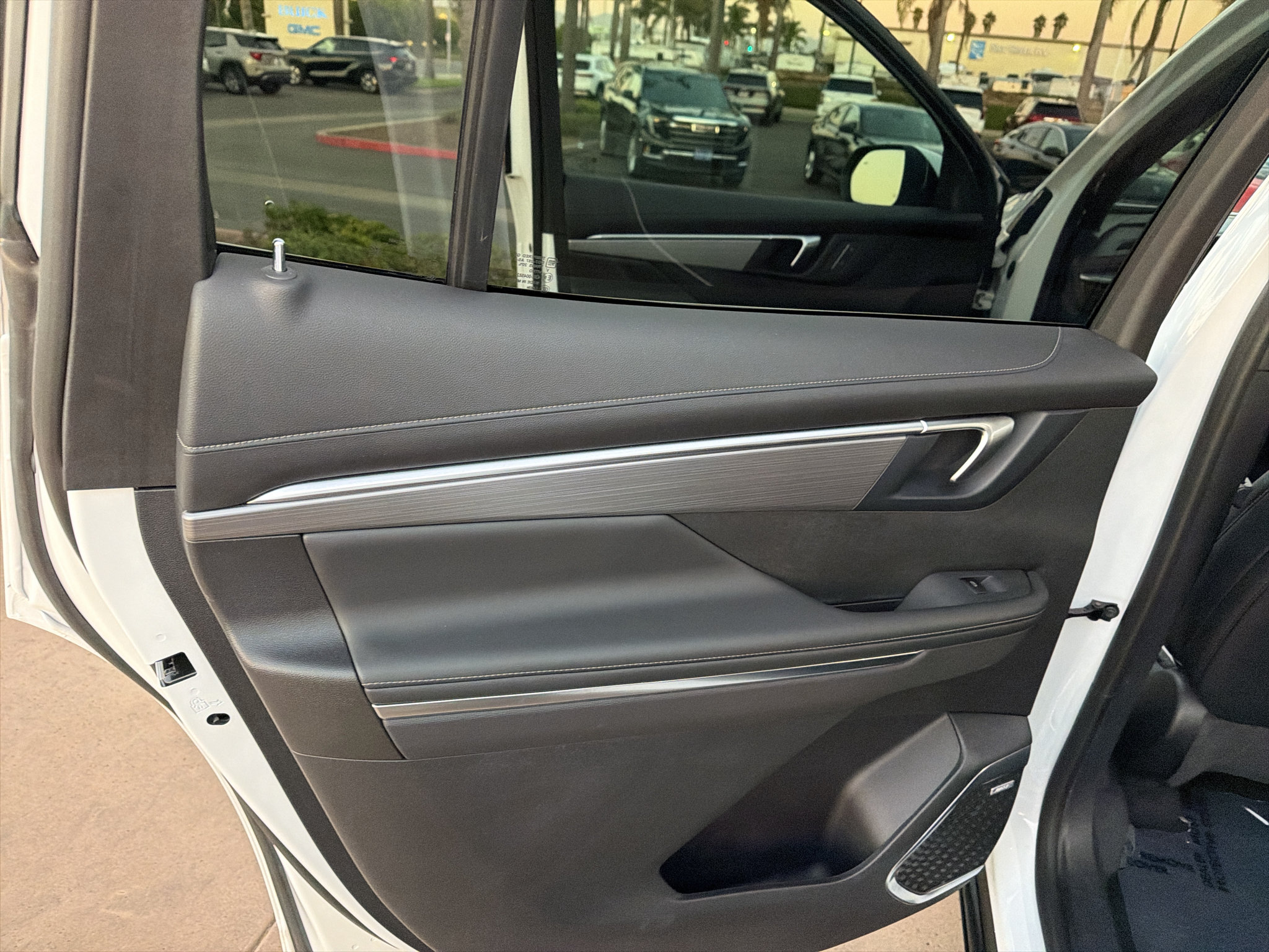 Used 2026 Buick Enclave Preferred FWD image 15