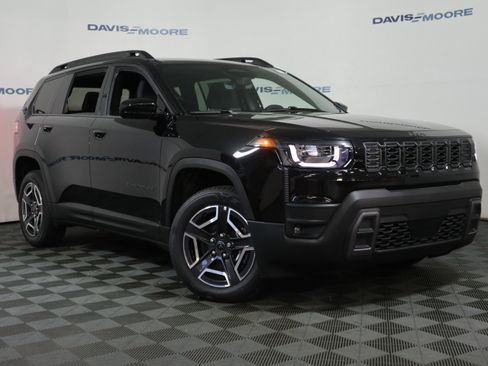 New 2026 Jeep Cherokee Laredo AWD/4WD image 2