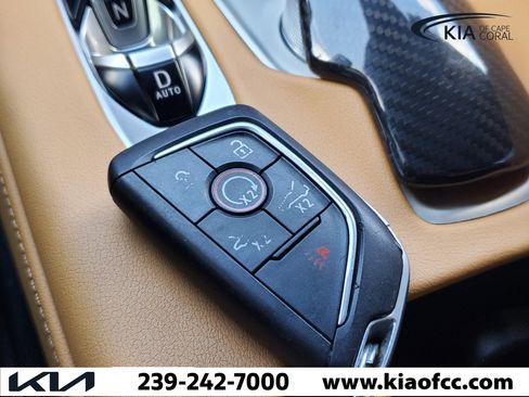 Used 2020 Chevrolet Corvette Stingray Preferred Cpe w/ 2LT Preferred Equipment Group RWD image 29