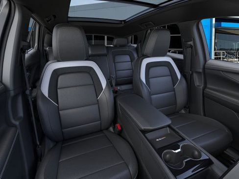 Used 2026 Chevrolet Blazer EV LT image 16