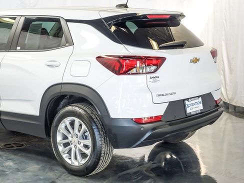 Certified 2026 Chevrolet TrailBlazer LS w/ LS Convenience Package image 9