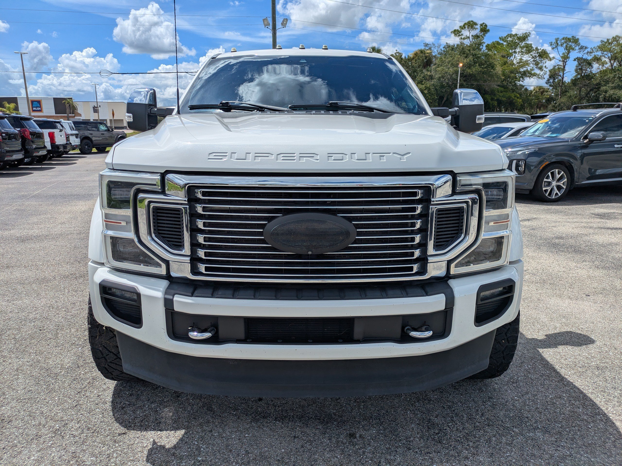 Used 2022 Ford F450 Platinum w/ FX4 Off-Road Package AWD/4WD image 9