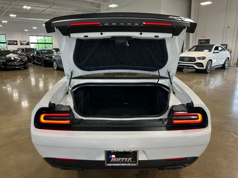 Used 2022 Dodge Challenger SRT Hellcat RWD image 44