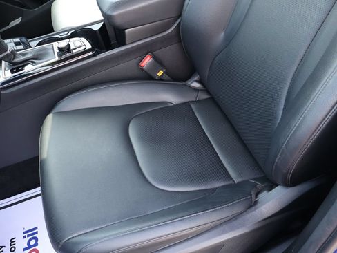 Used 2025 Kia Sportage EX AWD/4WD image 18