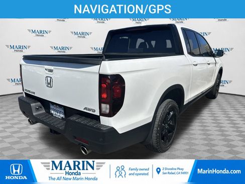 Used 2023 Honda Ridgeline Black Edition image 2