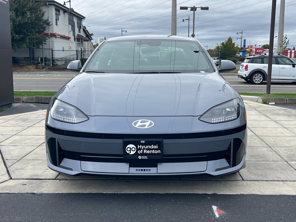 Certified 2025 Hyundai Ioniq 6 SE AWD/4WD image 4
