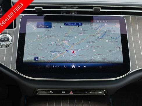 Used 2025 Mercedes-Benz E 350 4MATIC Sedan image 25