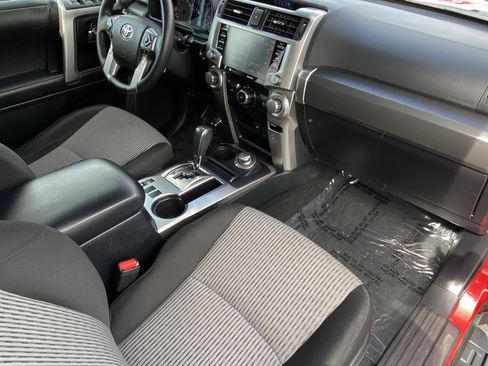 Certified 2024 Toyota 4Runner SR5 image 10