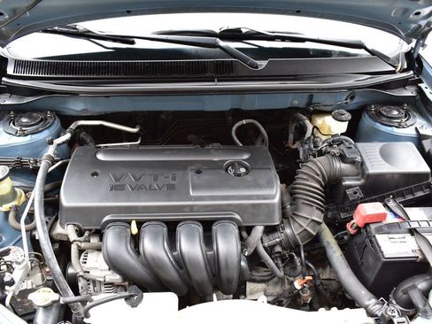 Used 2008 Toyota Matrix XR image 11