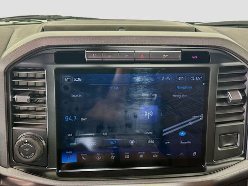 Used 2022 Ford F150 Platinum w/ Equipment Group 701A High AWD/4WD image 21