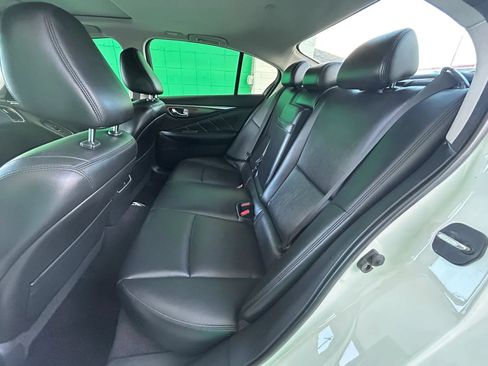 Used 2019 INFINITI Q50 Luxe w/ Essential Package (3.0T Luxe) RWD image 8