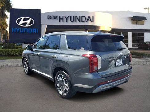 Used 2023 Hyundai Palisade SEL w/ Premium Package image 4