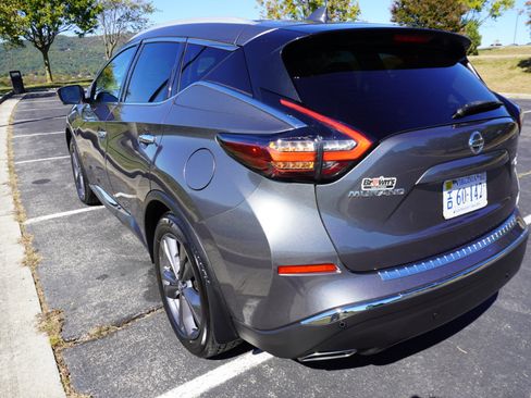 Used 2020 Nissan Murano Platinum w/ Cargo Package image 10