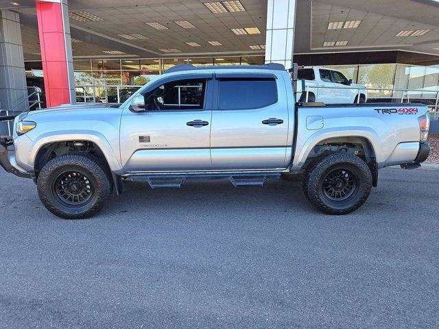 Used 2023 Toyota Tacoma TRD Sport AWD/4WD image 8