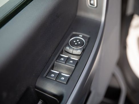 Used 2021 Ford F150 XLT AWD/4WD image 18