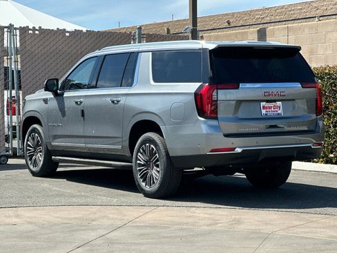 New 2026 GMC Yukon XL Elevation w/ Elevation Premium Package AWD/4WD image 6