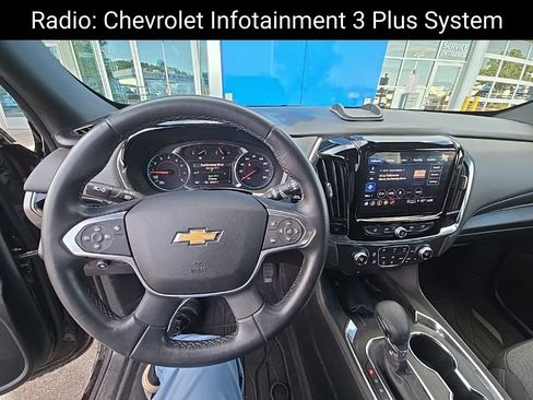 Used 2023 Chevrolet Traverse LT FWD image 17