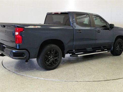 Used 2023 Chevrolet Silverado 1500 Custom w/ LPO, Dark Essentials Package AWD/4WD image 7