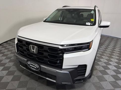 Used 2026 Honda Pilot Elite image 2