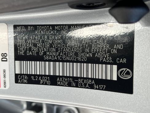 Certified 2022 Lexus ES 300h w/ Premium Package image 35