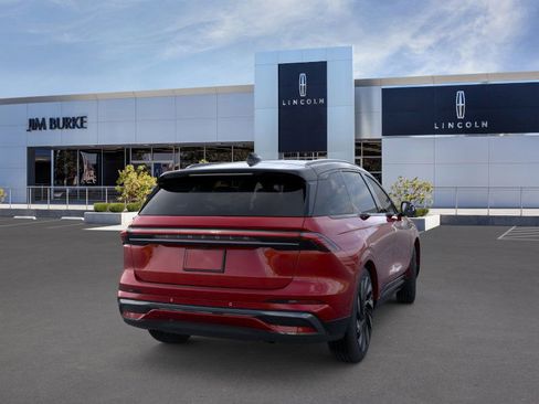 New 2026 Lincoln Nautilus Reserve image 7