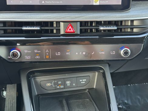 Used 2025 Kia K5 EX FWD image 28