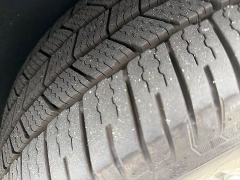 Used 2022 GMC Yukon XL Denali w/ Denali Premium Package image 7