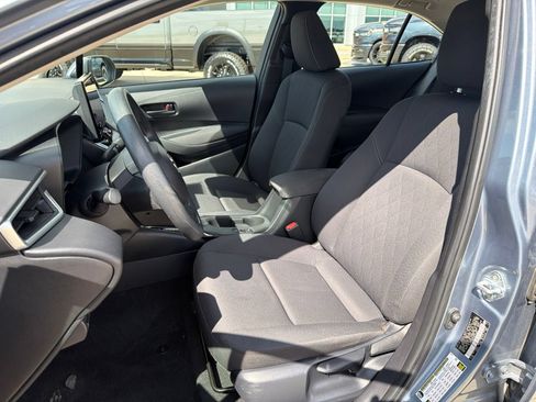 Used 2024 Toyota Corolla LE FWD image 13