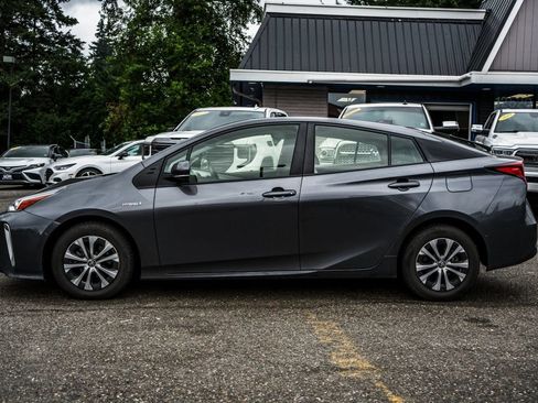 Used 2022 Toyota Prius XLE w/ Advanced Technology Package AWD/4WD image 15