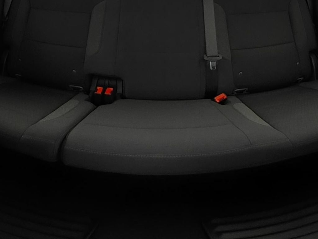 Certified 2025 Chevrolet Silverado 1500 Custom RWD image 13
