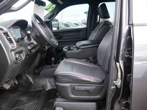 Certified 2024 RAM 2500 Tradesman w/ Chrome Appearance Group image 34