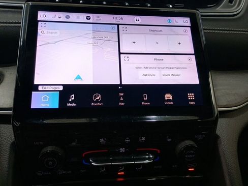 Used 2024 Jeep Grand Cherokee L Limited w/ Luxury Tech Group II image 18