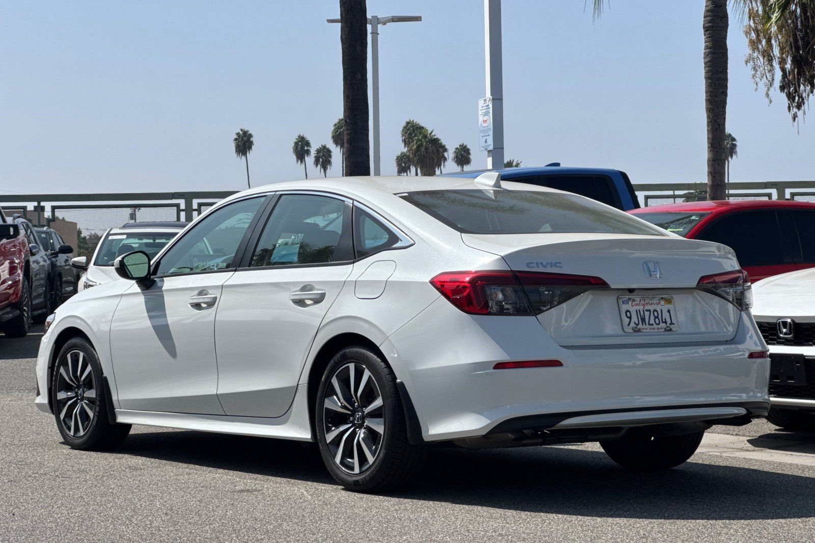 Used 2024 Honda Civic EX image 3