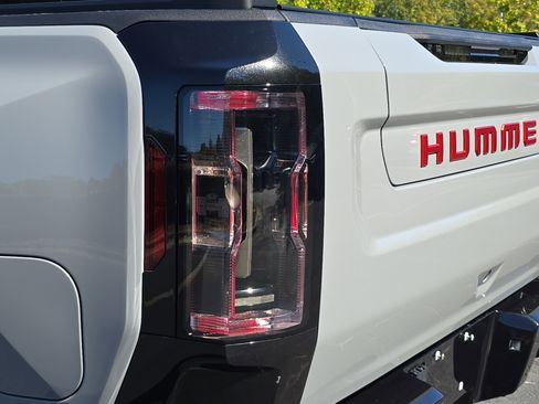 Used 2025 GMC Hummer EV 3X w/ Battery Pack, 24 Module Pack image 33