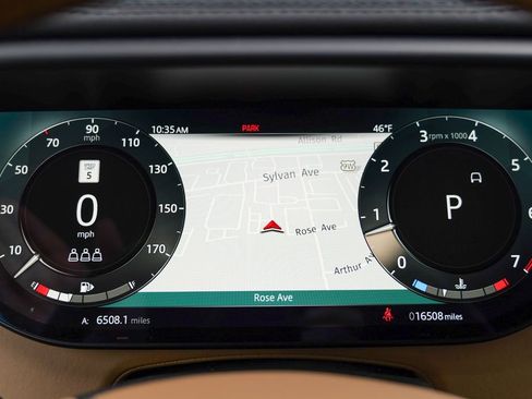 Used 2023 Land Rover Range Rover Sport SE Dynamic image 48