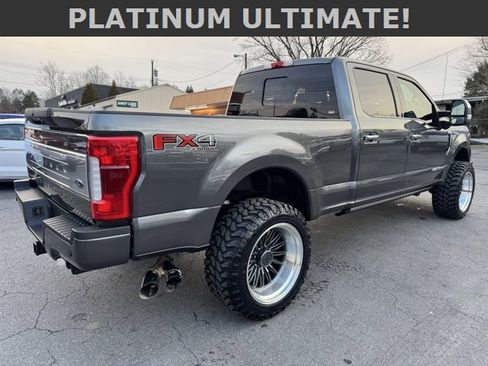 Used 2019 Ford F250 Platinum w/ Platinum Ultimate Package image 2