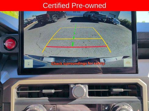 Certified 2025 Toyota Tacoma TRD Off-Road AWD/4WD image 19