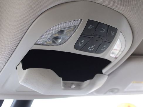 Used 2017 Chrysler Pacifica Touring-L Plus w/ Advanced Safetytec Group image 49