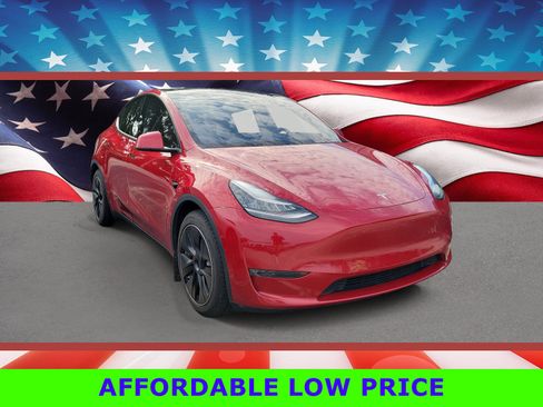 Used 2021 Tesla Model Y Long Range AWD/4WD image 1