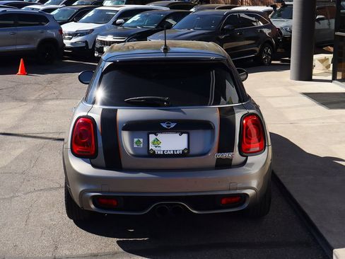 Used 2017 MINI Cooper S image 10