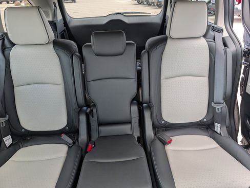 Used 2026 Honda Odyssey Elite image 13
