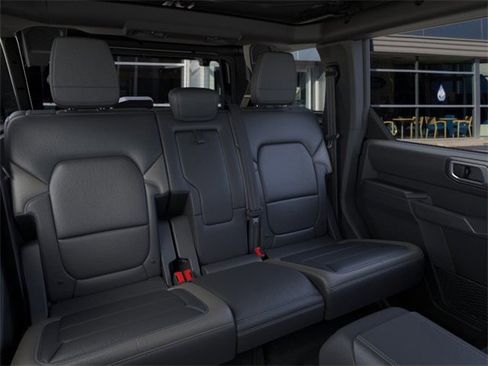 New 2025 Ford Bronco Outer Banks image 11