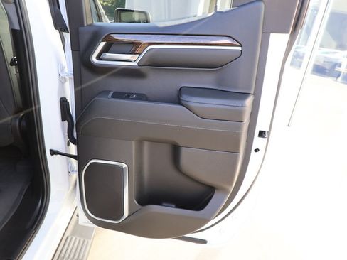 Used 2023 GMC Sierra 1500 Elevation w/ LPO, Elevation Black Package AWD/4WD image 36