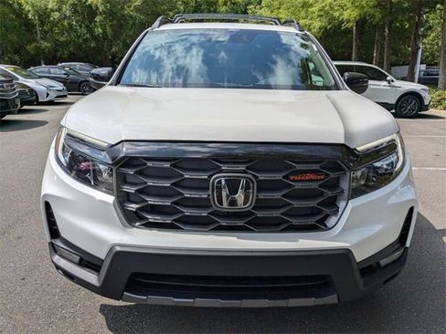 Certified 2025 Honda Ridgeline TrailSport+ image 3