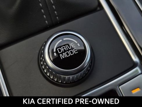 Certified 2025 Kia Telluride S image 27