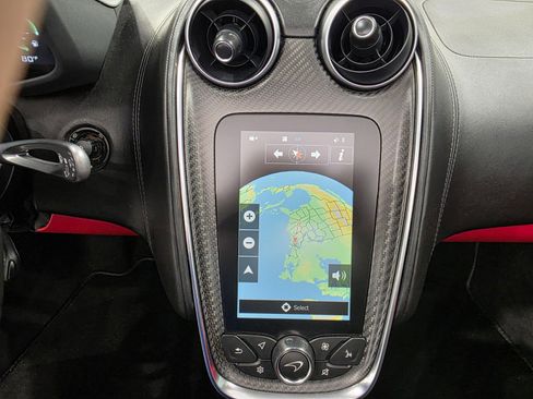 Used 2019 McLaren 570S Spider image 14