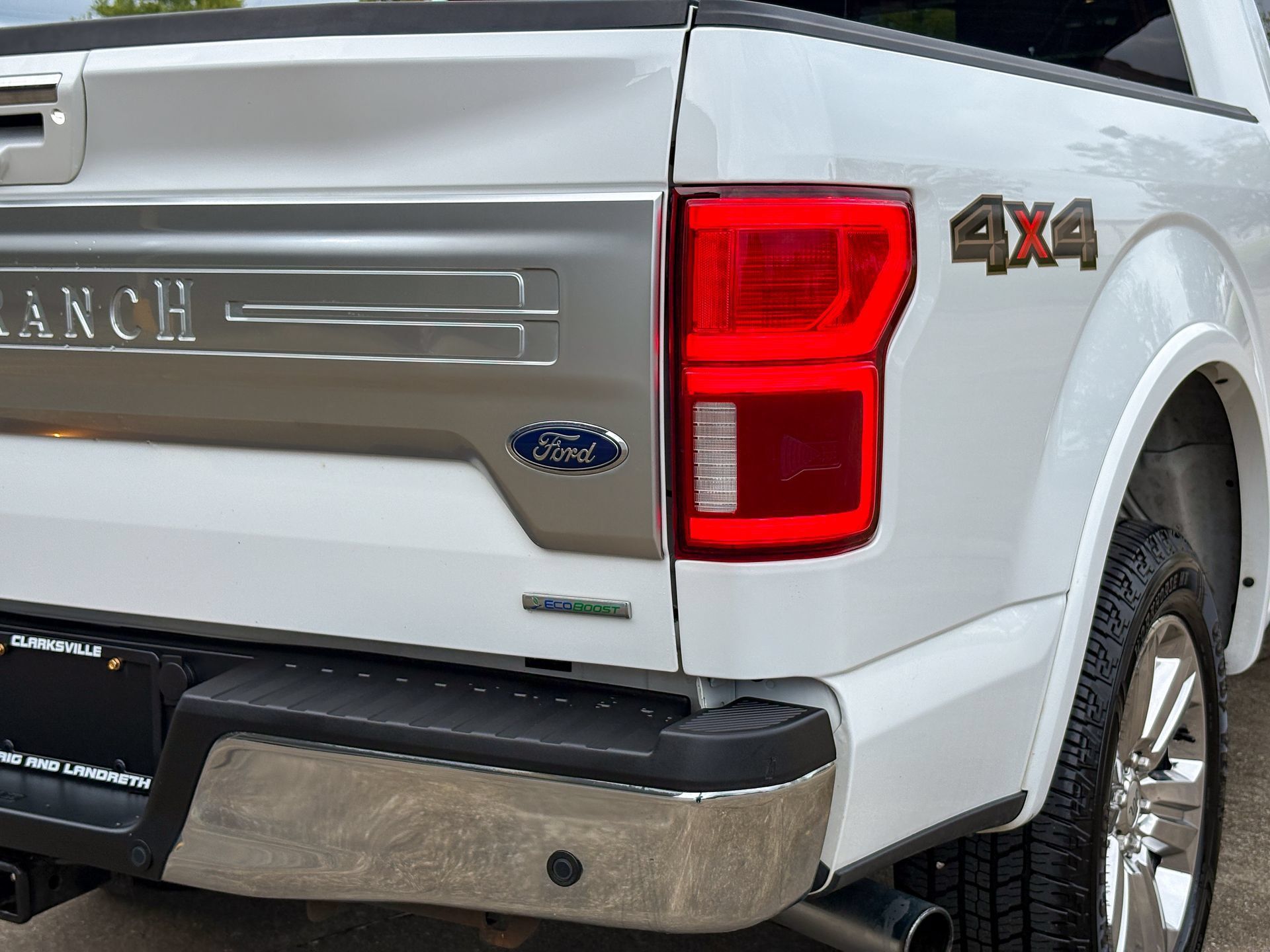Used 2019 Ford F150 King Ranch w/ Equipment Group 601A Luxury AWD/4WD image 12